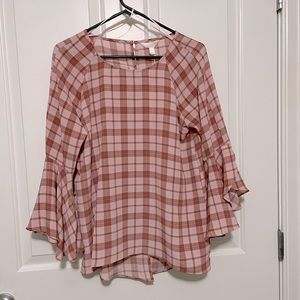 NWT Lauren Conrad flared sleeve top size M
